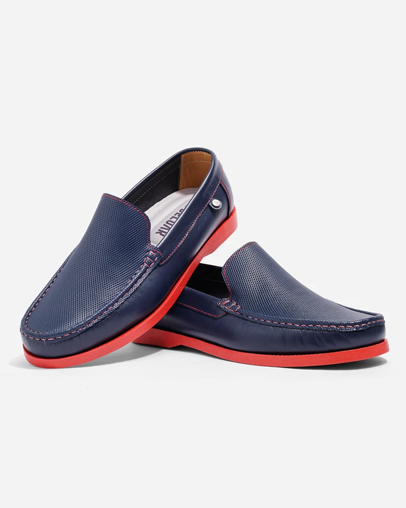 Mocasines en Cuero Azul con Textura - Imagen 3